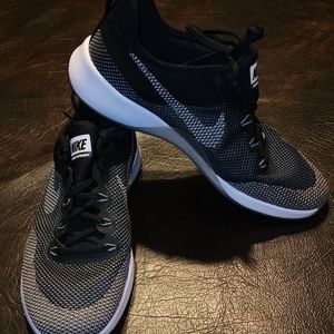 Nike Zoom Dynamic Wmns Size 7